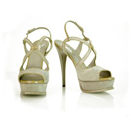 Yves Saint Laurent-Yves Saint Laurent YSL in camoscio grigio Slingback con plateau e décolleté open toe 40-Grigio