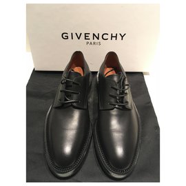 Givenchy-Givenchy schwarze Leder Derby Schuhe-Schwarz