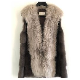 Yves Salomon Grey Fox Fur Jacket Grey