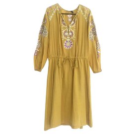 Antik Batik robe brodée Autre