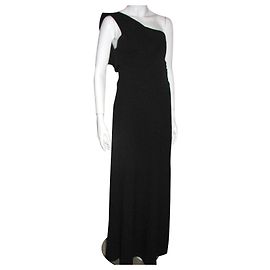 Tara Jarmon Ein schulterlanges langes Kleid Schwarz