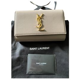 Saint Laurent Bolsa cinto Kate em couro liso Bege Gold hardware