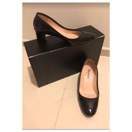 Repetto-Emma Patent Heels *Rare/ Discontinued*-Black