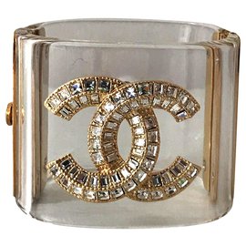 Chanel-Armbänder-Golden