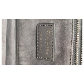 Dior-Direction Bag von Christian aus braunem Leder-Braun