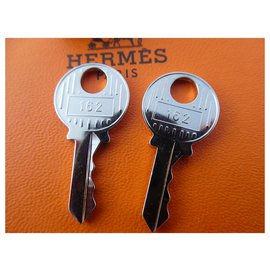 Hermès-cadeado hermès para bolsas kelly, Birkin, Victoria, paládio 2chaves e saco para o pó-Hardware prateado