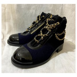 Chanel-Botas de tornozelo-Azul marinho