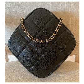 Chanel-Runway Black Caviar Leather Diamond Cut Bag Gold Chain-Black