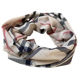 Stola Burberry tartan Beige