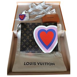 Pochette Louis Vuitton Game on Pochette 26cm Marron