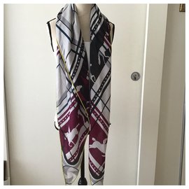 Hermès-large cashmere & silk triangle-Grey