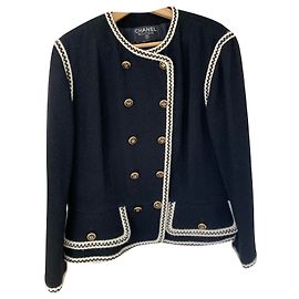 Chanel Jacken Schwarz Weiß