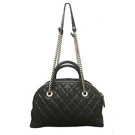 Bolsa de mão Chanel em couro acolchoado preto Preto