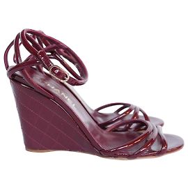 Chanel Cuñas acolchadas burdeos Burdeos
