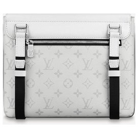 Louis Vuitton-Mensageiro LV Outdoor Flap-Branco