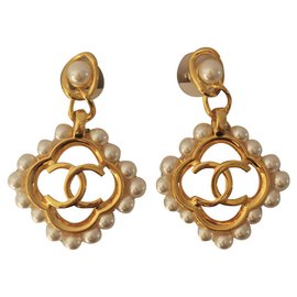 Chanel Orecchini Gold hardware