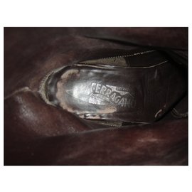 Salvatore Ferragamo-Salvatore Ferragamo p boots 43-Beige