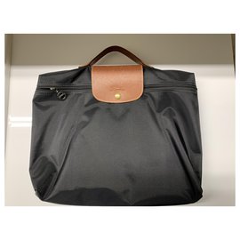 Longchamp-Faltbarer Dokumentenhalter-Schwarz