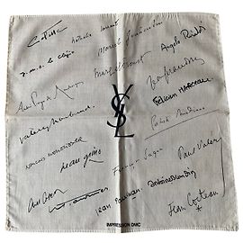 Yves Saint Laurent Bufandas de seda Negro Blanco roto