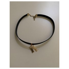 Yves Saint Laurent-Colliers-Noir