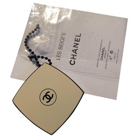 Chanel-Charms bolsa Chanel-Outro
