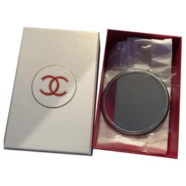 Specchio rotondo Chanel bianco e nero Nero