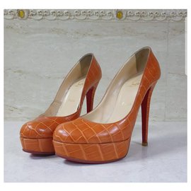 Christian Louboutin-CHRISTIAN LOUBOUTIN Bianca  Crocodile Pumps Heels Shoes Sz.39-Orange