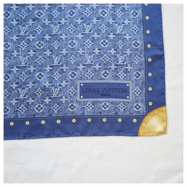 Louis Vuitton-Bufandas de seda-Azul