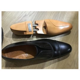 JM Weston-Oxford toe cap-Black