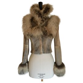 Fendi-Cropped coat-Beige