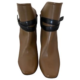 Botas de cano curto Bally em couro bege e marrom salto 10cm Bege