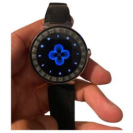 Louis Vuitton connected horizon drum Black