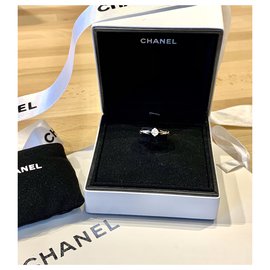 Chanel-Chanel Diamantring gesteppte Linie-Silber