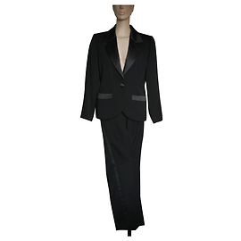 Yves Saint Laurent Pantsuit Black
