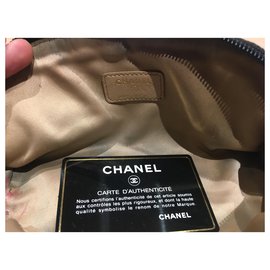 Chanel-Pochettes-Noir