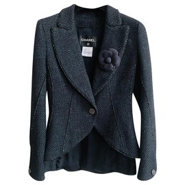 Chanel-6,8K$ brooch jacket-Black