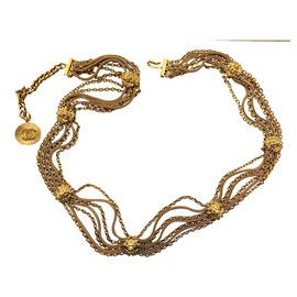Chanel-Cinturón con medallón de león-Dorado