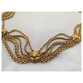 Chanel-Cinturón con medallón de león-Dorado
