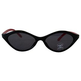 Chanel Sunglasses Black Red