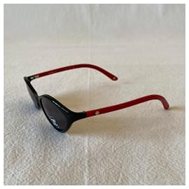 Chanel-Sonnenbrille-Schwarz,Rot