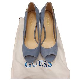 Escarpins Guess en daim bleu clair Taille 36 Bleu clair
