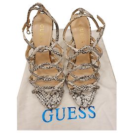 Sandálias Guess Estampa de Pitão Couro 36 Impressão em python
