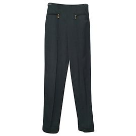 Escada Hose aus Wolle in Grau Grau