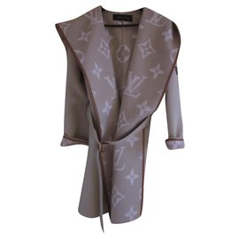 Louis Vuitton-Louis Vuitton Giant Monogram Hooded Wrap Coat-Beige