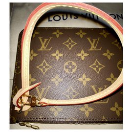 Louis Vuitton-Neverfull GM Monogram Pochette-Marrom