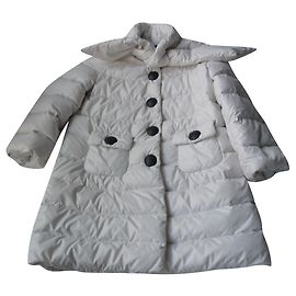 MONCLER Long white down jacket in GOOD CONDITION 5 ans White