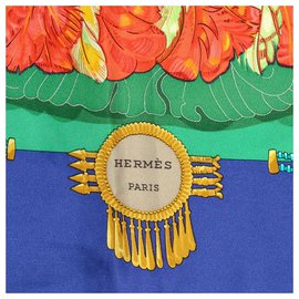 Hermès-Foulards de soie-Multicolore