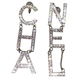 Chanel Orecchini Gold hardware