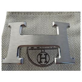 Hermès Gürtelschnallenmodell 5382  gebürsteter silberner Stahl 32MM Silber