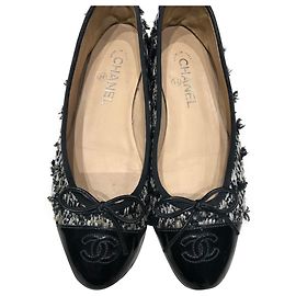 Chanel Ballet flats Black